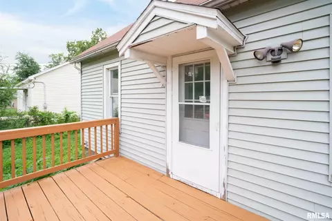 8805 W Main St, Mapleton, IL 61547 photo 2