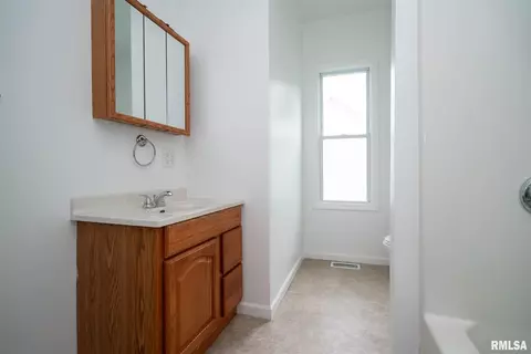 8805 W Main St, Mapleton, IL 61547 photo 12