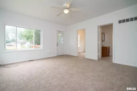 8805 W Main St, Mapleton, IL 61547 photo 6