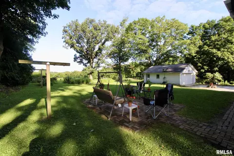 616 N Main St, Eureka, IL 61530 photo 33