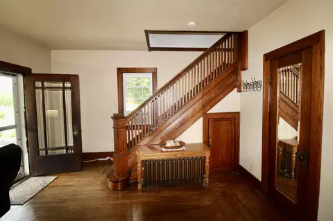 616 N Main St, Eureka, IL 61530 photo 2