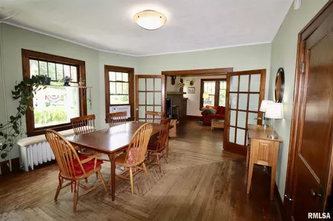 616 N Main St, Eureka, IL 61530 photo 7