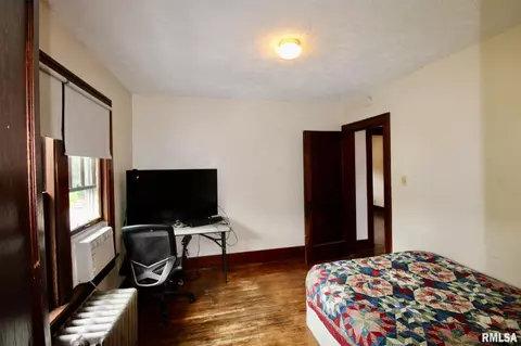 616 N Main St, Eureka, IL 61530 photo 21