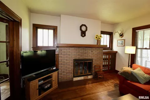 616 N Main St, Eureka, IL 61530 photo 16