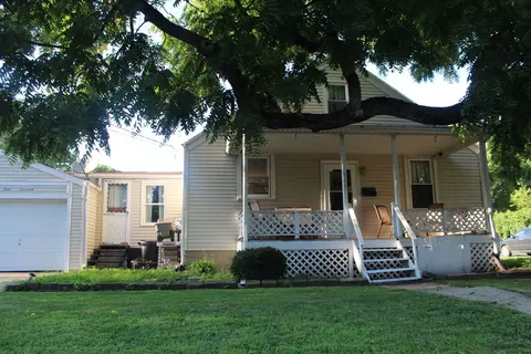317 Park, Lacon, IL 61540 photo 2
