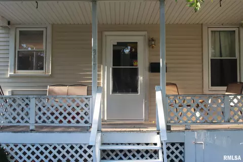 317 Park, Lacon, IL 61540 photo 3