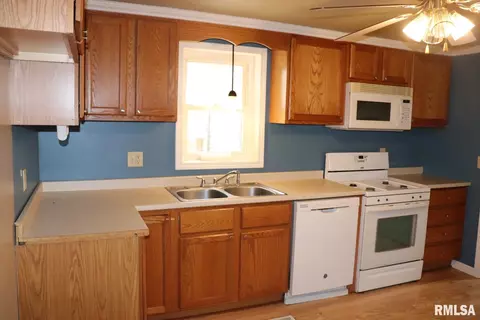 9606 S Mapleton Rd, Mapleton, IL 61547 photo 18