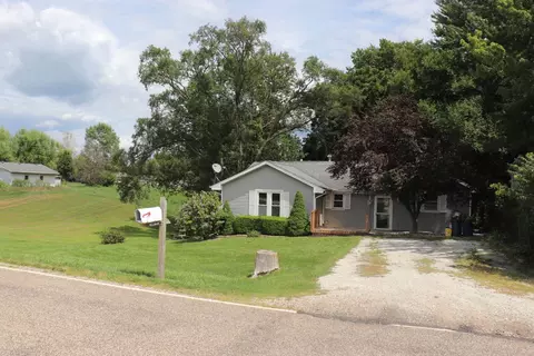9606 S Mapleton Rd, Mapleton, IL 61547 photo 3