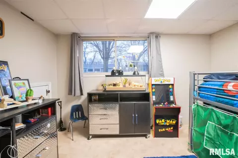 6313 N Devonshire St, Peoria, IL 61615 photo 24
