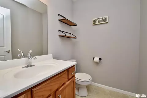 4711 W Pendleton Pl, Peoria, IL 61615 photo 17