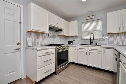 4711 W Pendleton Pl, Peoria, IL 61615 photo 30
