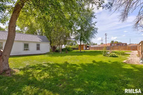 512 E Washington St, Morton, IL 61550 photo 45