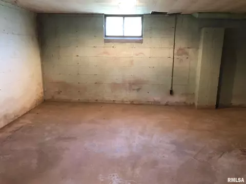 424 E Murray St, Macomb, IL 61455 photo 30
