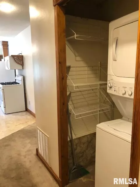 424 E Murray St, Macomb, IL 61455 photo 25