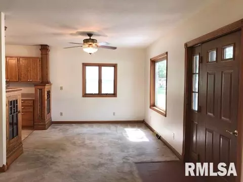 424 E Murray St, Macomb, IL 61455 photo 6