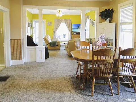 522 E Davis St, Bushnell, IL 61422 photo 7
