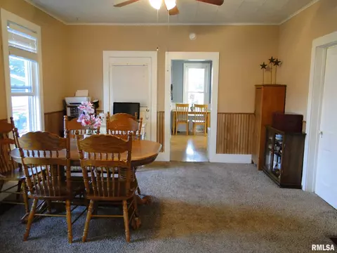 522 E Davis St, Bushnell, IL 61422 photo 8