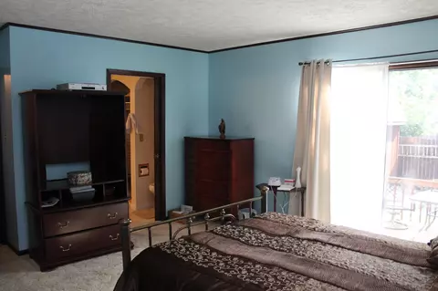 909 S Main St, Eureka, IL 61530 photo 26