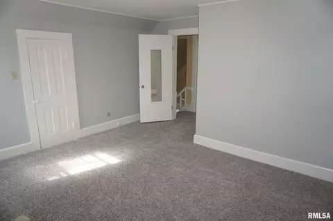 203 S White St, Macomb, IL 61455 photo 21