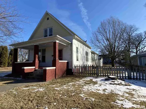 203 S White St, Macomb, IL 61455 photo 1