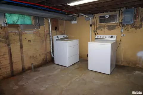 203 S White St, Macomb, IL 61455 photo 30
