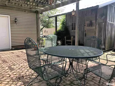 1904 Mitchell Dr, Eureka, IL 61530 photo 2