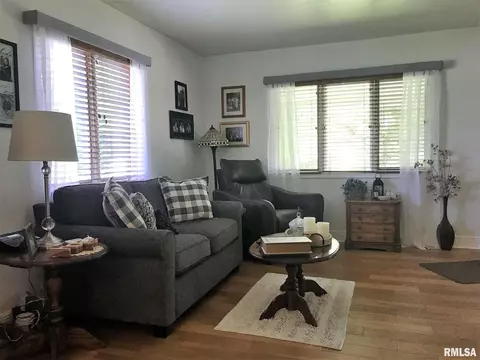1904 Mitchell Dr, Eureka, IL 61530 photo 6