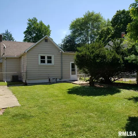 206 N Central Ave, Saint David, IL 61563 photo 15