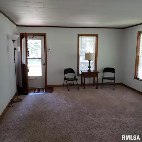 206 N Central Ave, Saint David, IL 61563 photo 9