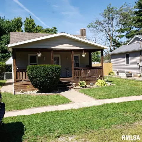 206 N Central Ave, Saint David, IL 61563 photo 3
