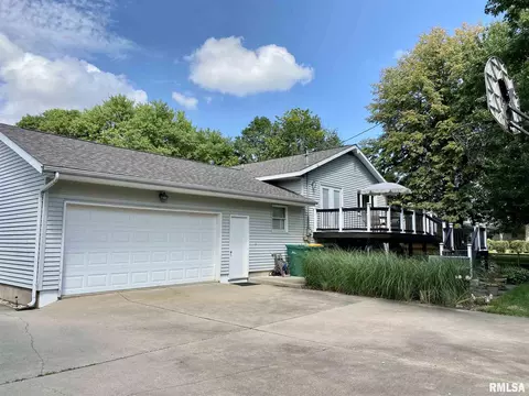 843 E Franklin St, Macomb, IL 61455 photo 26