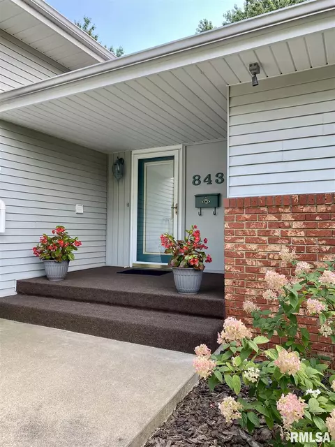 843 E Franklin St, Macomb, IL 61455 photo 25