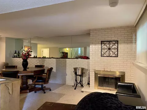 843 E Franklin St, Macomb, IL 61455 photo 20