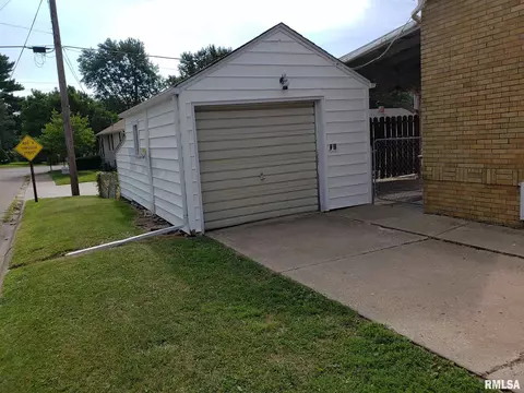 573 N 3rd Ave, Canton, IL 61520 photo 50