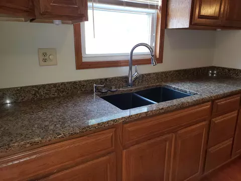 573 N 3rd Ave, Canton, IL 61520 photo 23