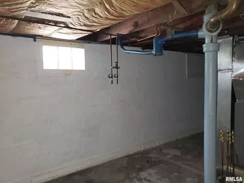 573 N 3rd Ave, Canton, IL 61520 photo 35