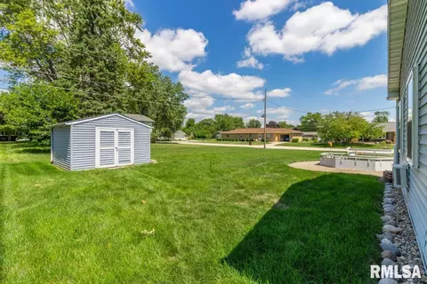 1027 E Marshall St, Morton, IL 61550 photo 37