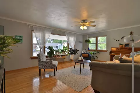 409 E Polk St, Morton, IL 61550 photo 8