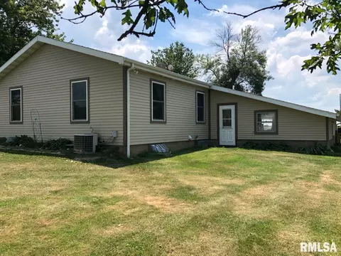 7041 Delavan Rd, Delavan, IL 61734 photo 46