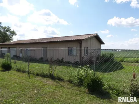 7041 Delavan Rd, Delavan, IL 61734 photo 30