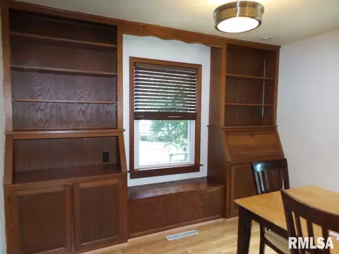 7041 Delavan Rd, Delavan, IL 61734 photo 17