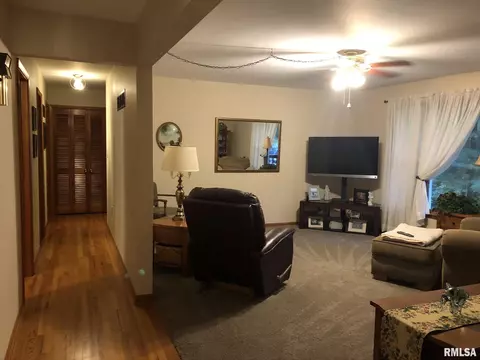 224 E Yeiser St, Macomb, IL 61455 photo 14