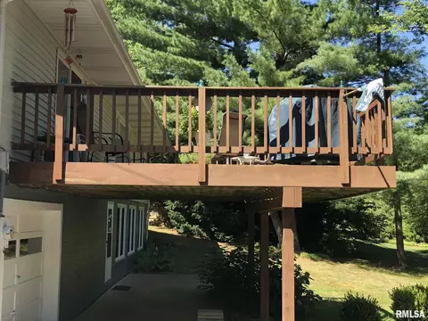224 E Yeiser St, Macomb, IL 61455 photo 8