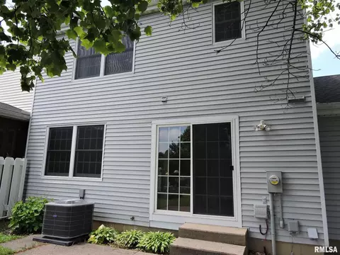 145 Arlington Dr, Macomb, IL 61455 photo 32