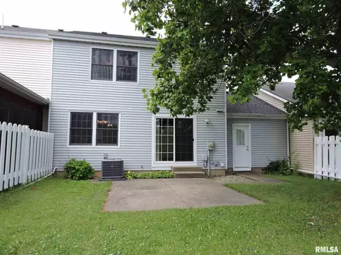 145 Arlington Dr, Macomb, IL 61455 photo 29