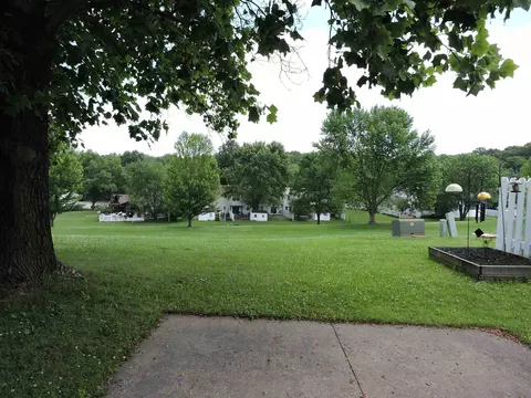 145 Arlington Dr, Macomb, IL 61455 photo 35