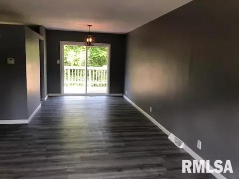 408 E Murray St, Macomb, IL 61455 photo 6