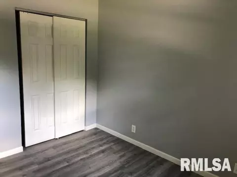 408 E Murray St, Macomb, IL 61455 photo 9