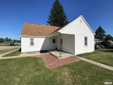 826 Taylor Ct, Canton, IL 61520 photo 8