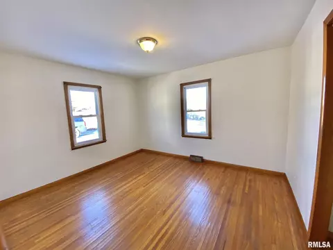 826 Taylor Ct, Canton, IL 61520 photo 22